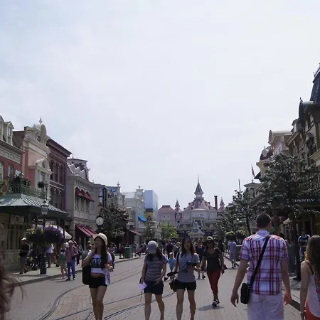 Eureka-disneyland Paris & Val D'europe Parking Gratuit Wifi Rer A Apartamento Chessy (Seine-et-Marne)